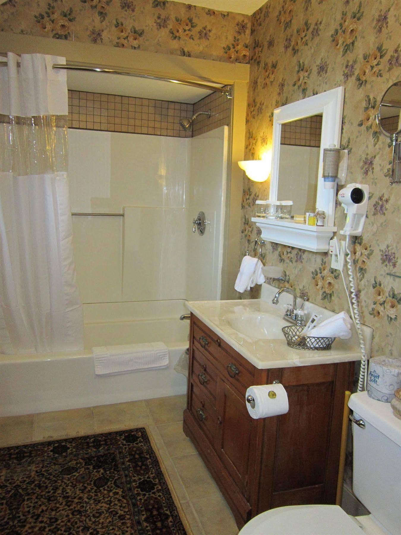 The Jenkins Inn Barre المظهر الخارجي الصورة